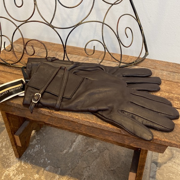 Jessica Brown Leather Gloves - Picture 2 of 9